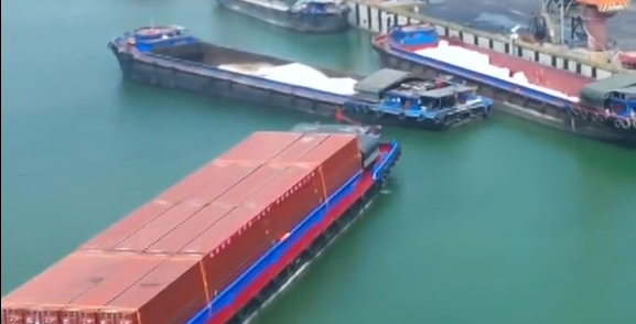 泰安東平港至蘇州太倉(cāng)港內(nèi)河集裝箱直達(dá)航線正式開通