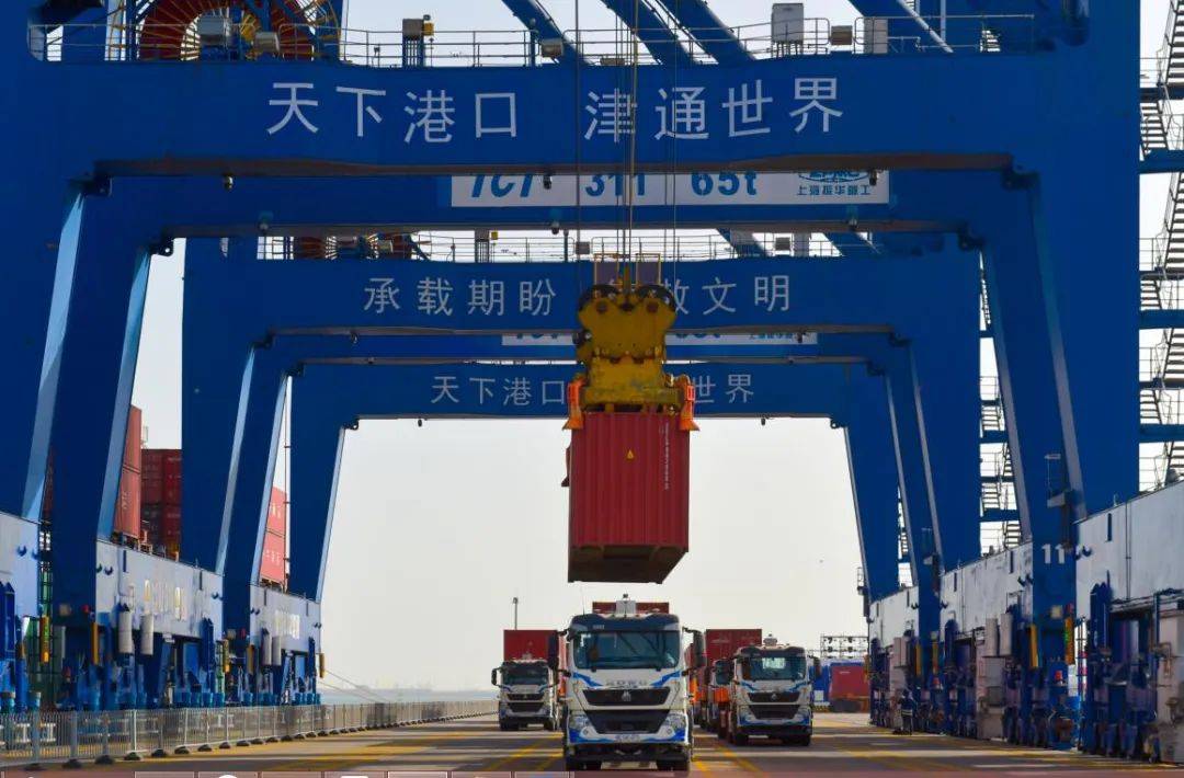 近期內(nèi)貿(mào)集裝箱海運(yùn)價(jià)格波動(dòng)解析